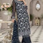 A Guide to Ordering Customized Pakistan Dresses Online
