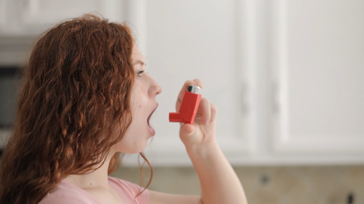 How Is Red Inhaler Useful For Treating Asthma?