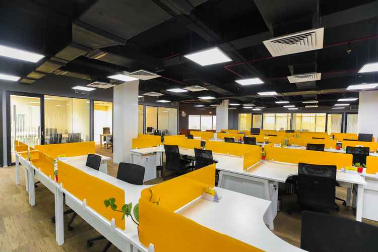 Why Choose Coworking Spaces in Nehru Place Over Traditional Offices